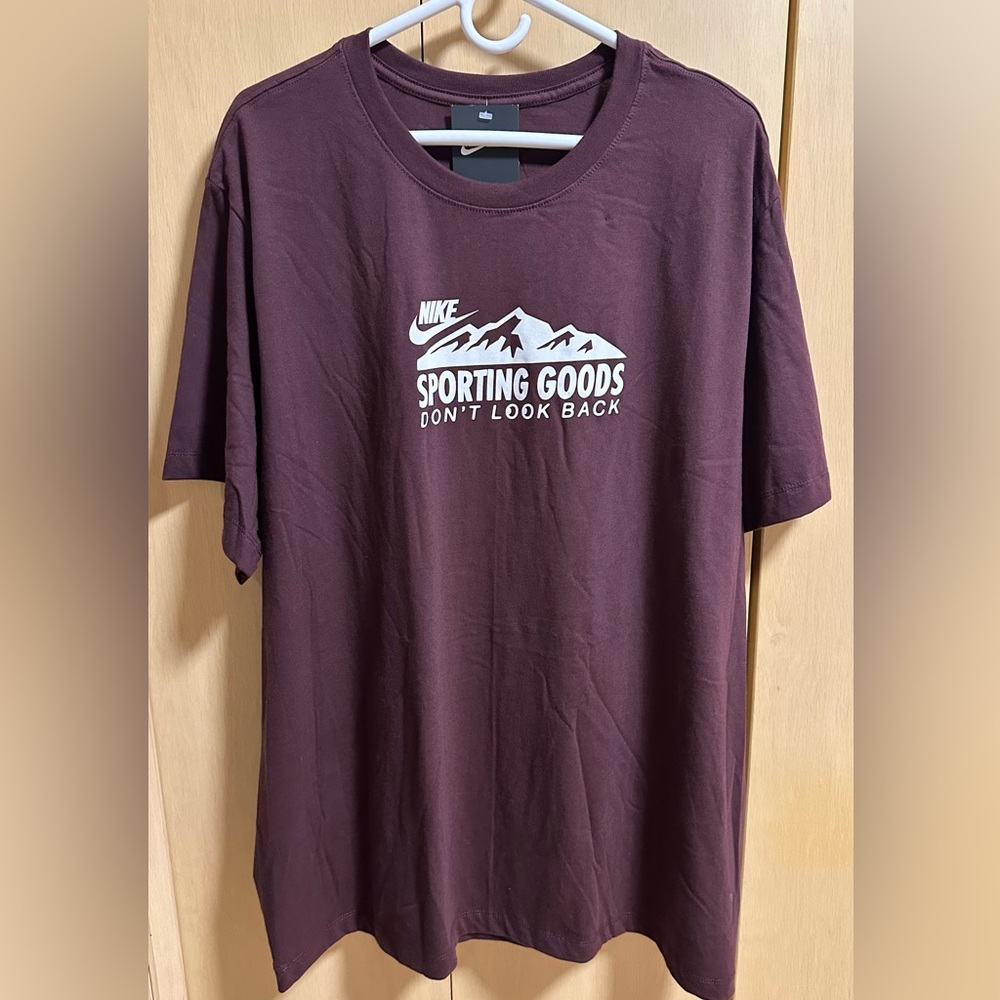 Nike Neutrals Crush Tee - NWT